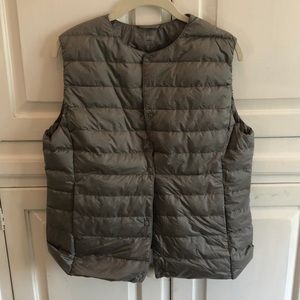 Ultra Light Down gray vest